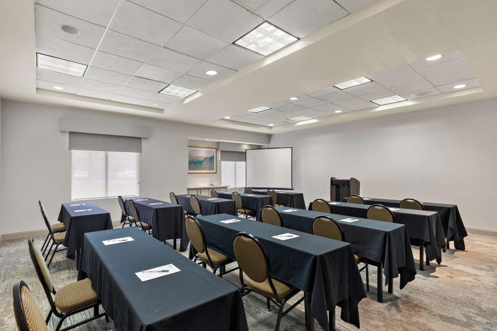 Hilton Garden Inn Atlanta East/Stonecrest Lithonia Exterior photo