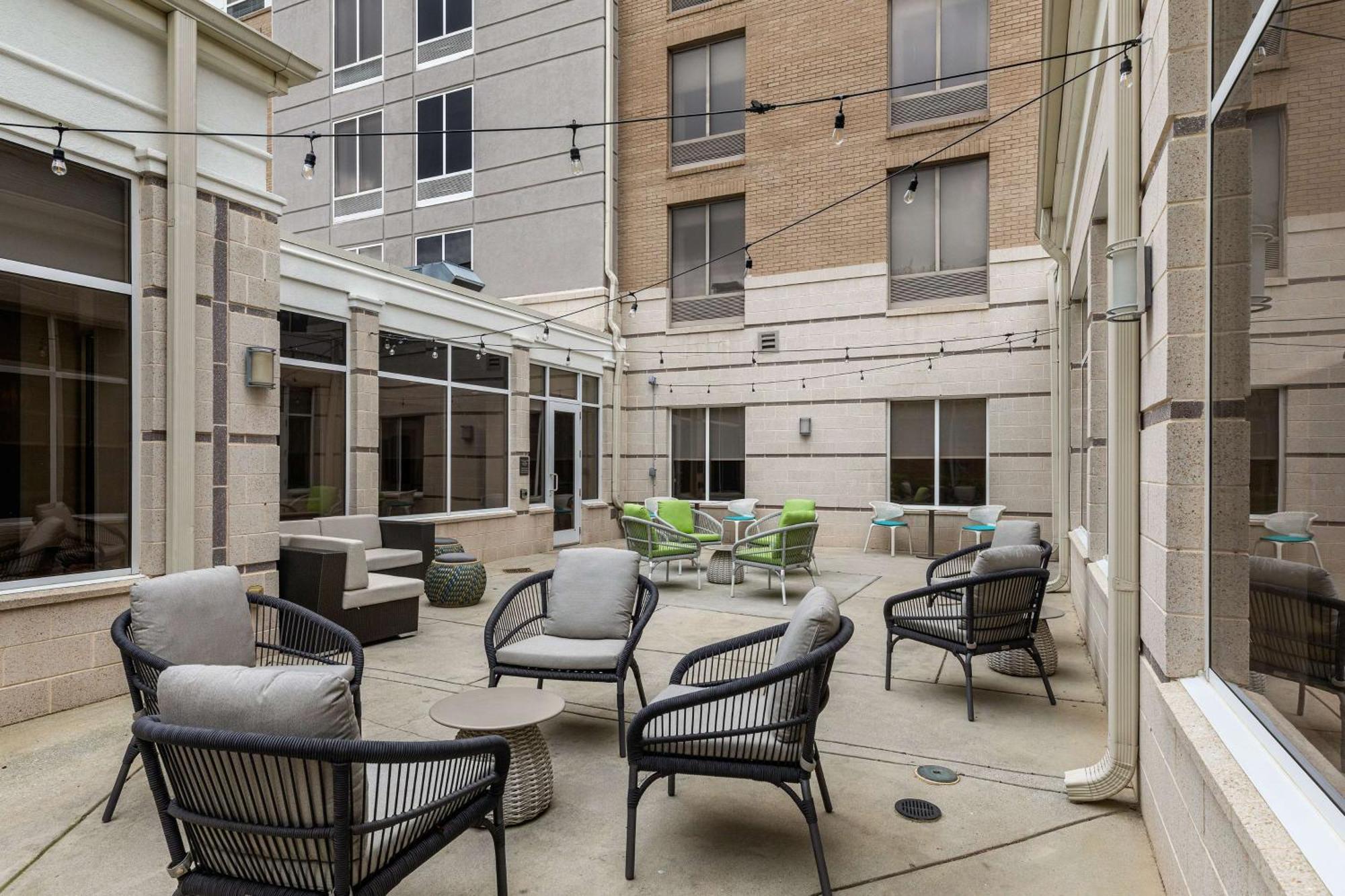 Hilton Garden Inn Atlanta East/Stonecrest Lithonia Exterior photo